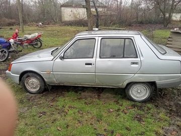 Авто ЗАЗ 1102 2000 № 8242230