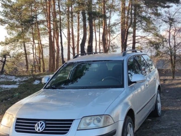 Авто Volkswagen Passat Sedan 2004 № 8242231