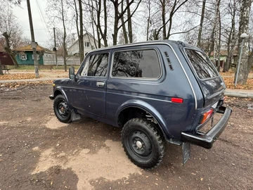 Авто ВАЗ 2121 1990 № 8242333