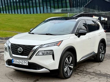 Авто Nissan Rogue 2021 № 8242643