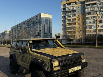 Авто Jeep Cherokee 1992 № 8242657