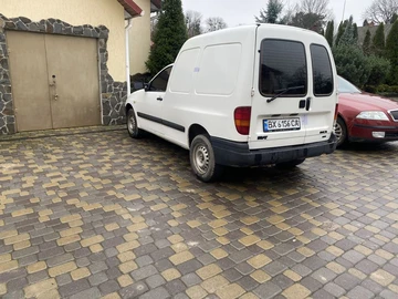 Авто Volkswagen Caddy 1998 № 8242663