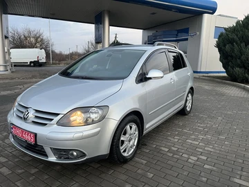 Авто Volkswagen Golf Plus 2008 № 8242841