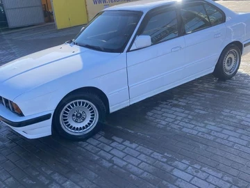 Авто BMW 5 Серия 1990 № 8242889