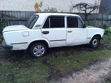 Авто ВАЗ 2101 1987 № 8242928