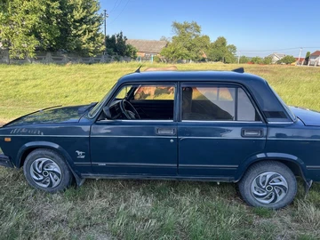 Авто ВАЗ 2107 2001 № 8242989