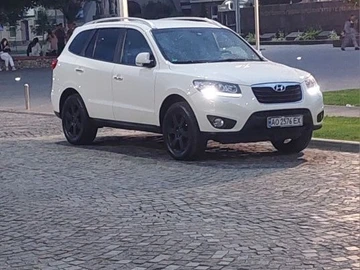 Авто Hyundai Santa Fe 2010 № 8243126