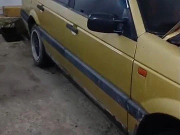 Авто Volkswagen Passat Variant 1989 № 8243174