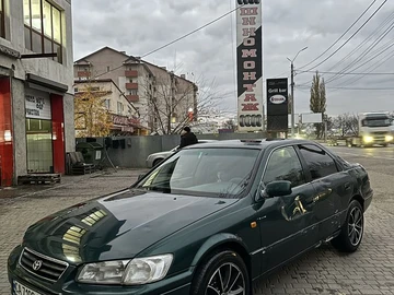 Авто Toyota Camry 2000 № 8243372