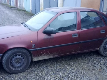Авто Opel Vectra 1993 № 8243459