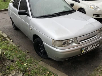Авто ВАЗ 21102 2004 № 8243472