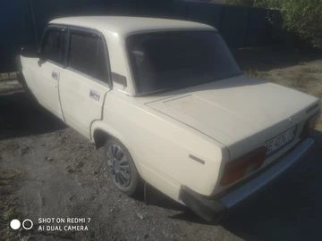 Авто ВАЗ 2105 1982 № 8243568