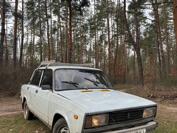 Авто ВАЗ 2105 1985 № 8243595