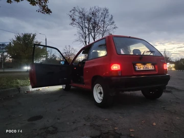 Авто Mazda 121 1988 № 8243681
