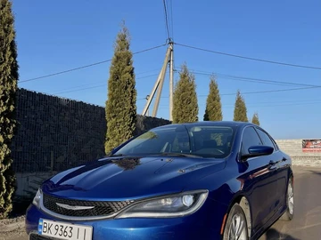 Авто Chrysler 200 2016 № 8243696