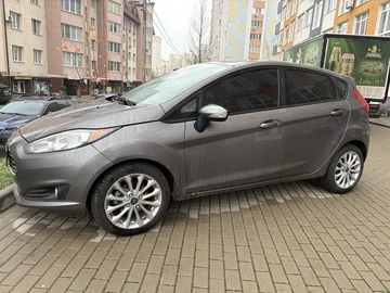 Авто Ford Fiesta 2013 № 8243843