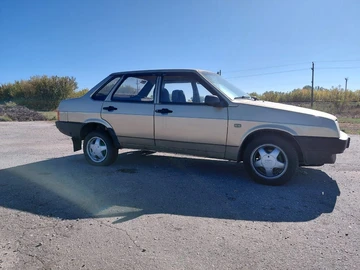 Авто ВАЗ 21099 1999 № 8243922