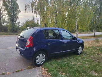 Авто Dacia Sandero 2009 № 8244005