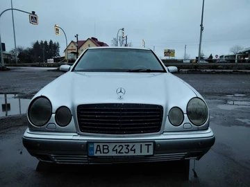 Авто Mercedes E Серия 2001 № 8244062