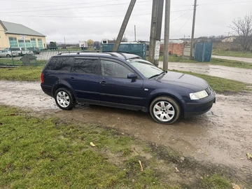Авто Volkswagen Passat Hatchback 2000 № 8244075