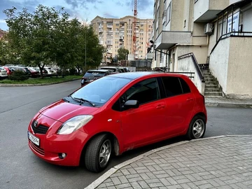 Авто Toyota Yaris 2008 № 8244192