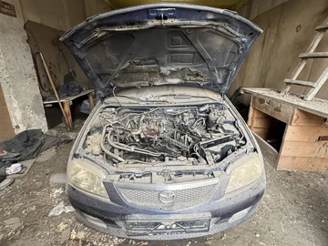 Авто Mazda 323 2002 № 8244207