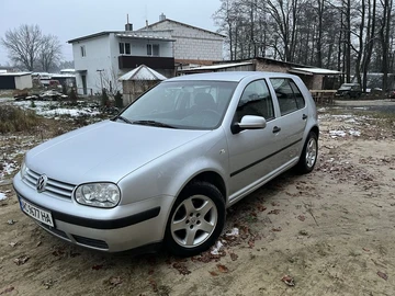 Авто Volkswagen Golf 2003 № 8244343