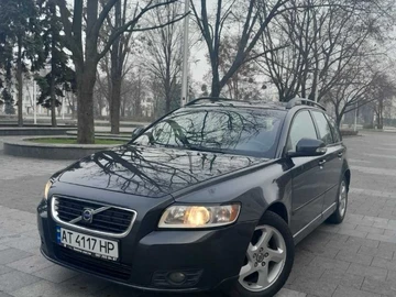 Авто Volvo V50 2009 № 8244431