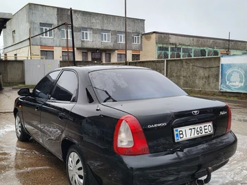 Авто Daewoo Nubira 1999 № 8244440