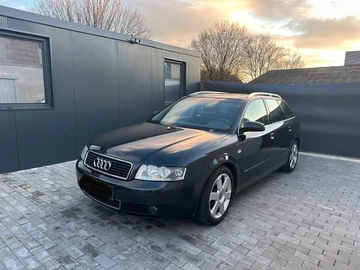 Авто Audi A4 2004 № 8244445