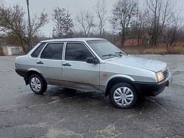Авто ВАЗ 2109 2008 № 8244456