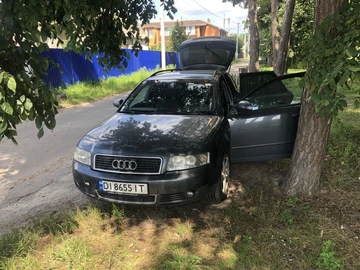 Авто Audi A4 2001 № 8244465