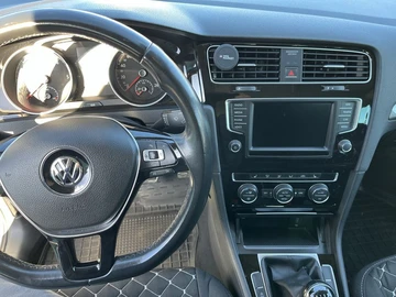 Авто Volkswagen Golf 2016 № 8244489
