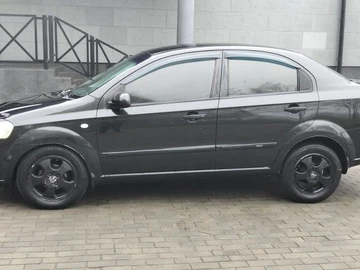 Авто Chevrolet Aveo 2008 № 8244565
