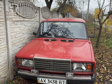 Авто ВАЗ 2107 1990 № 8244574