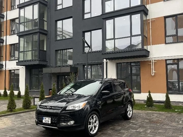 Авто Ford Escape 2013 № 8244577