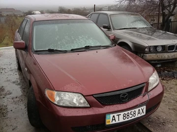 Авто Mazda 323 2002 № 8244601