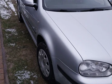 Авто Volkswagen Golf 2000 № 8244616