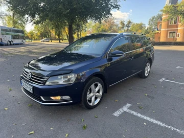 Авто Volkswagen Passat Variant 2012 № 8244702