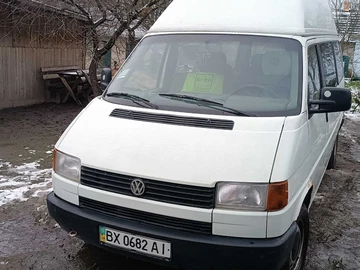 Авто Volkswagen Transporter 1994 № 8244721