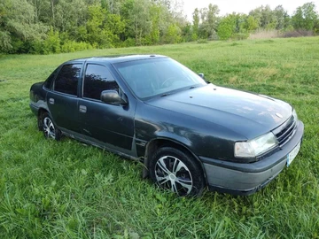 Авто Opel Vectra 1989 № 8244897