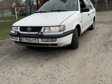 Авто Volkswagen Passat Variant 1996 № 8244980