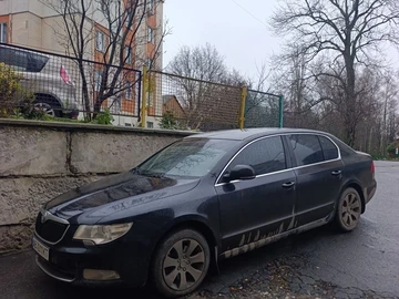 Авто Skoda Superb 2011 № 8245086