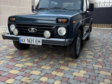 Авто ВАЗ 2121 2000 № 8245185