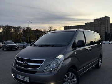 Авто Hyundai H1 Starex  2009 № 8245209