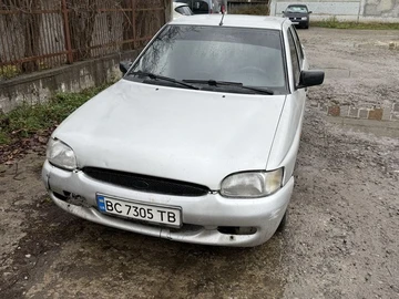 Авто Ford Escort 1998 № 8245301