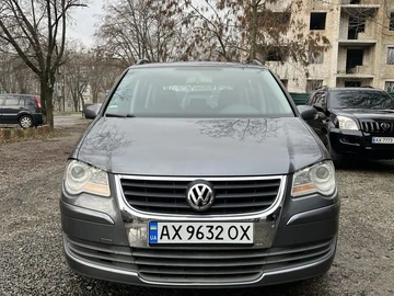 Авто Volkswagen Touran 2007 № 8245346
