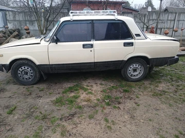 Авто ВАЗ 2107 1990 № 8245357