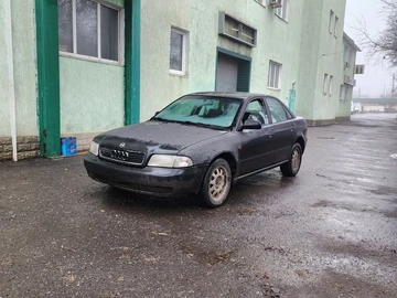 Авто Audi A4 1995 № 8245463