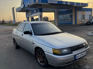 Авто ВАЗ 2110 2003 № 8245488